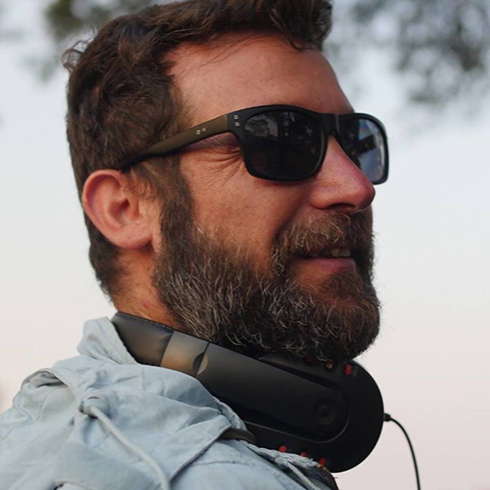 Meet your Posher, Tomer